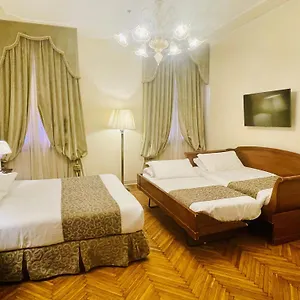 dellopera.hotelinveneto.com/